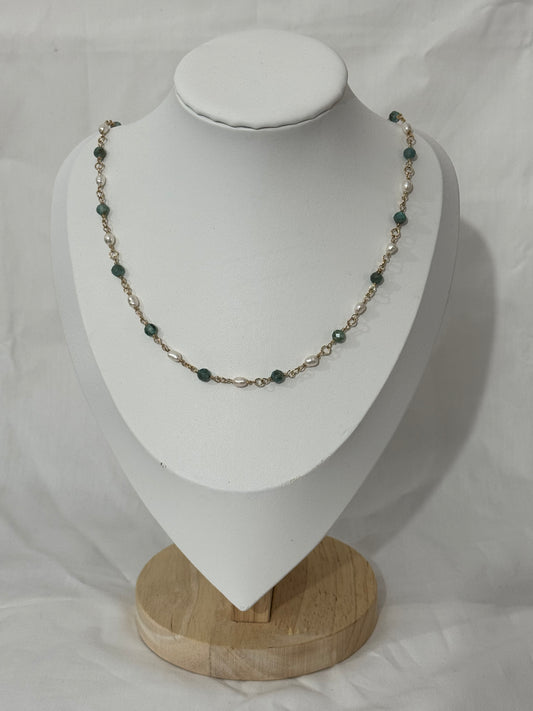 Stone and Chain Necklace