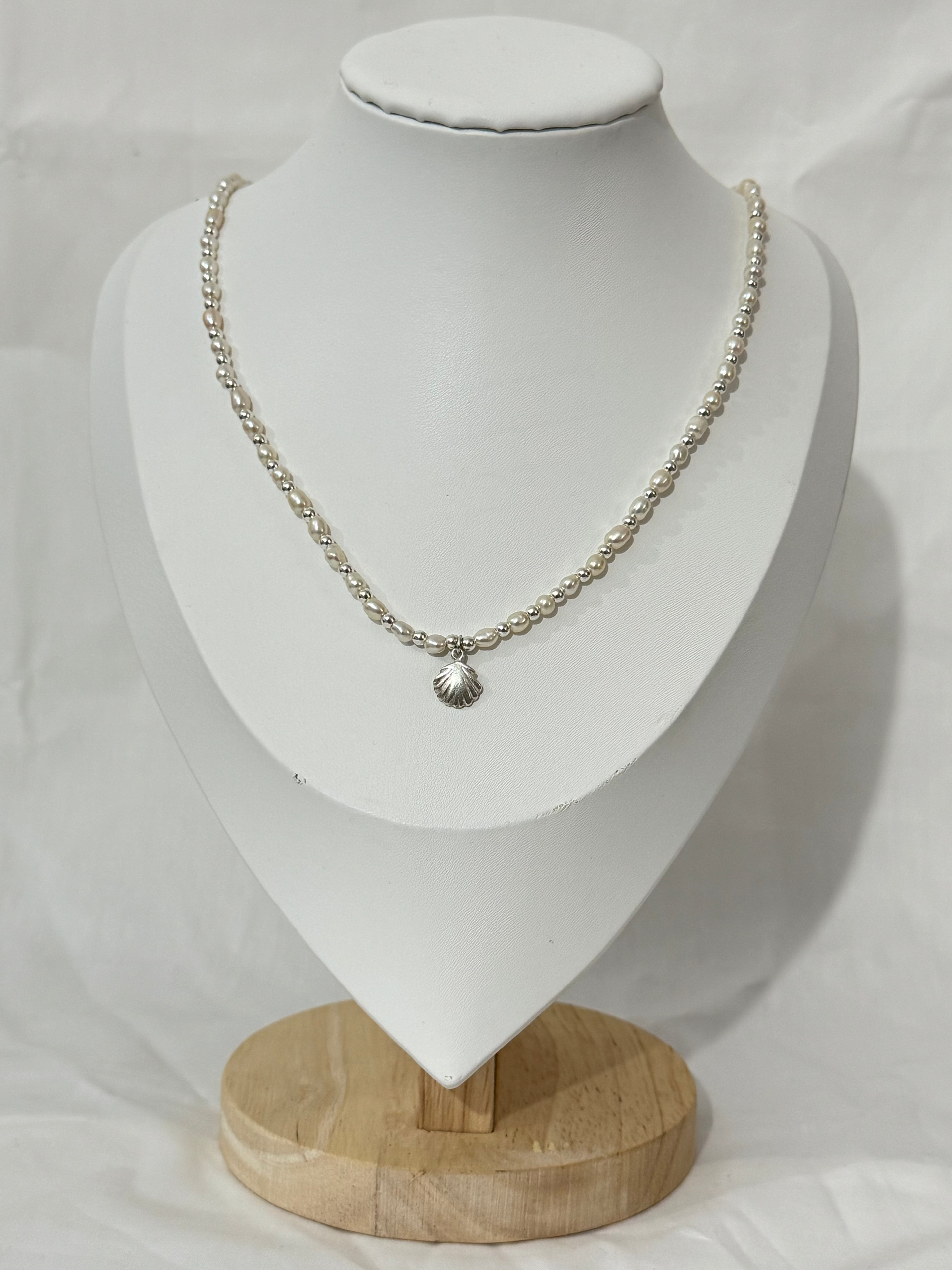 Pearl Seashell Necklace Silver